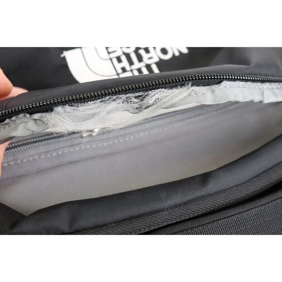 The North Face Recon Laptop Backpack Color Black - Read - Picture 5 of 15